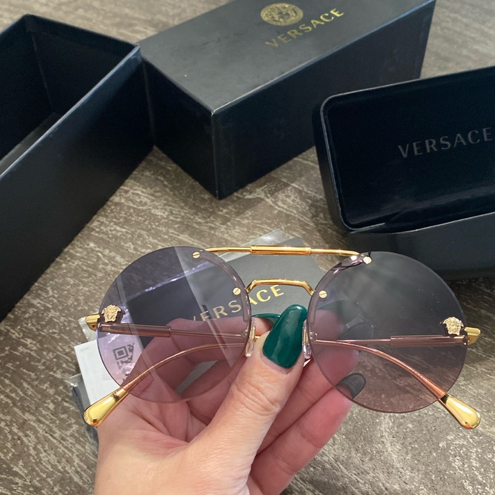 BRAND NEW VERSACE VE2244 1002I6 Round Gold/Blue Gradient Pink Sunglasses